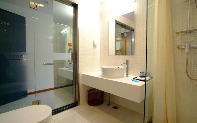 Shenzhou Travel Dalian Hotel