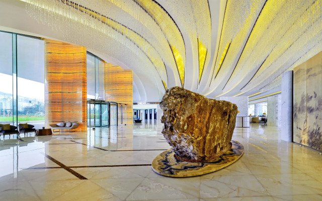 Sheraton Huzhou Taihu Lake Hot Spring Resort & Spa