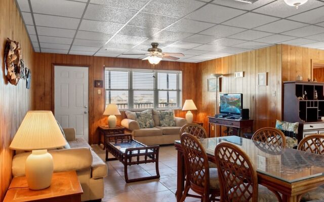 Island 26 2 Bedroom Condo