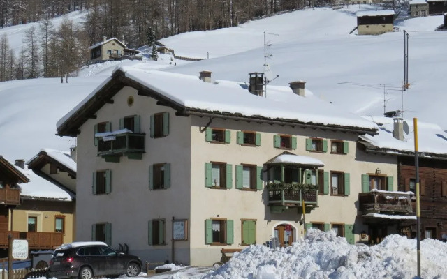 MyHolidayLivigno Apartments & Rooms