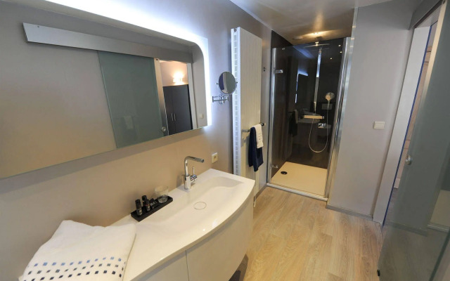 B Guesthouse