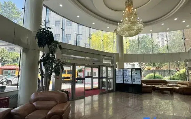 Urumqi Junda Hongyan Hotel