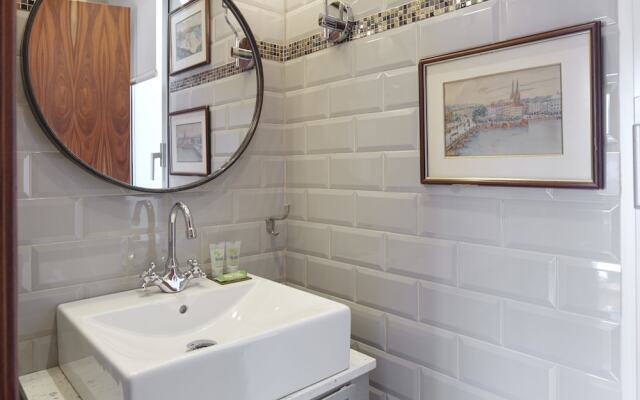 Gaindegi Apartment by FeelFree Rentals