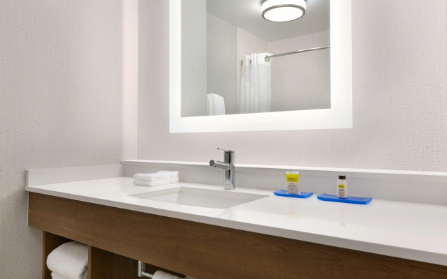 Holiday Inn Express Hotel & Suites Merced by IHG