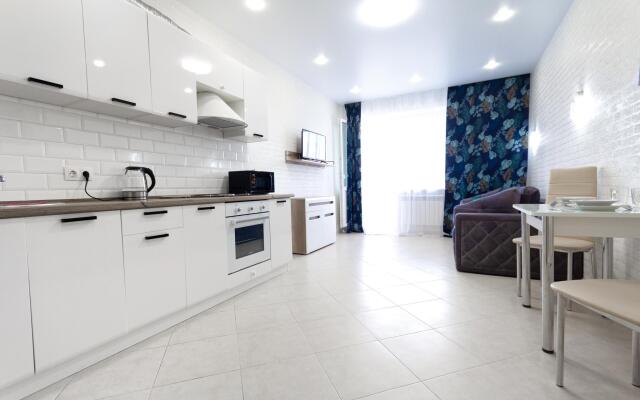 Pryanik Apartments (Gingerbread Apartments) on Lenin Avenue 136