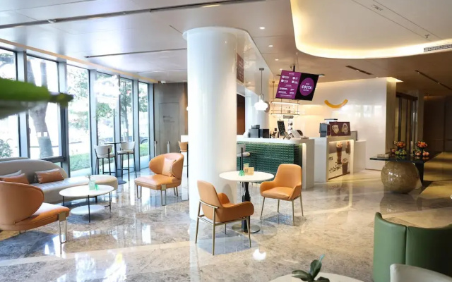 Holiday Inn Shanghai Huaxia