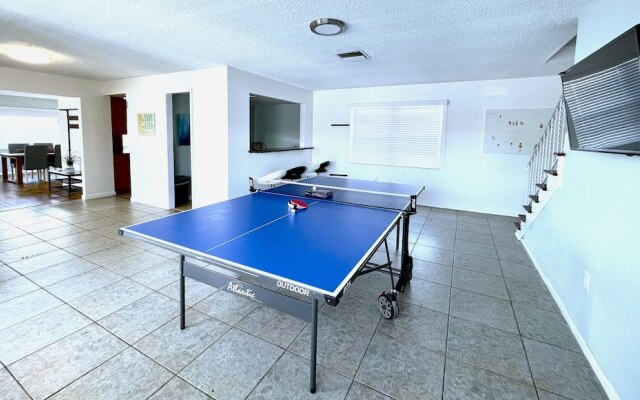 Florida Dolphin Motel Apartments