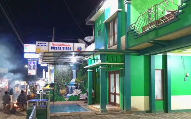 Puspa Tiara Syar'i Guci Mitra RedDoorz