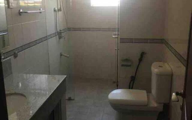 3 Bedroom Rental With Pool And Gym