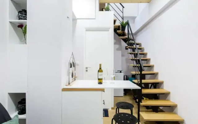 Heart of Athens Studio 25sqm