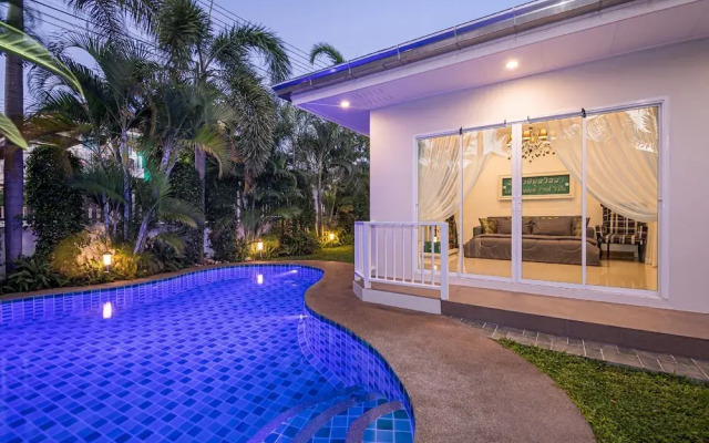 Luxury Villa With Private Swimmong Pool