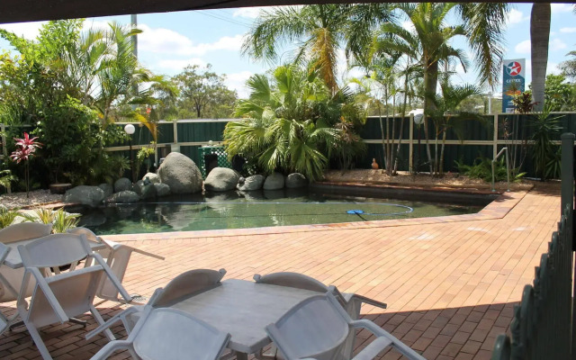 Glenmore Palms Motel