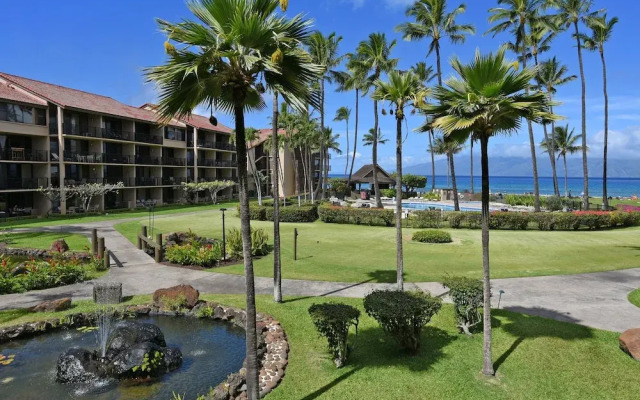 Papakea Oceanview Studio 0 Bedroom Condo by RedAwning