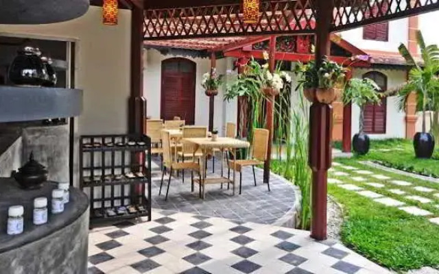 Tropical Boutique Spa
