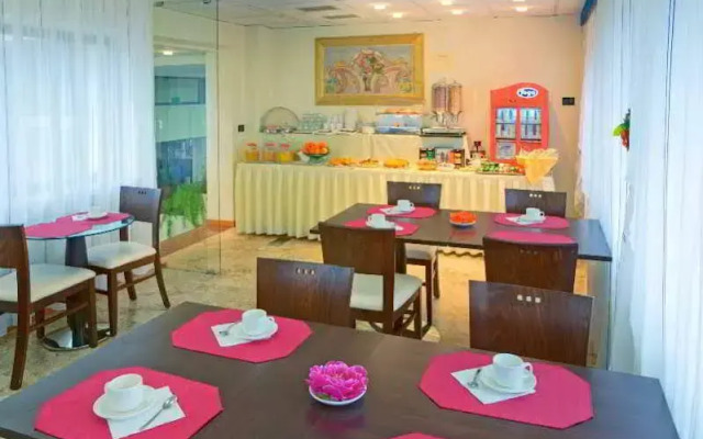 Recina Hotel