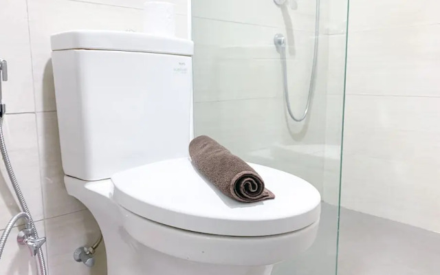 Homey And Warm 1Br At Ciputra International Apartment