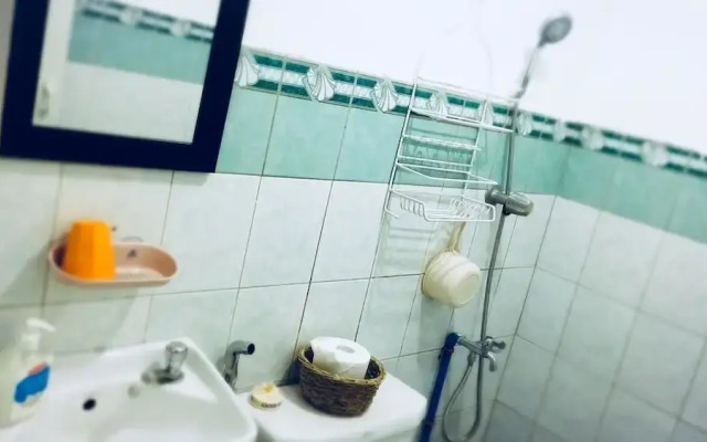 Taro Hometel - Hostel