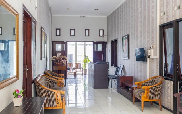 RedDoorz Syariah @ Dewandaru Malang