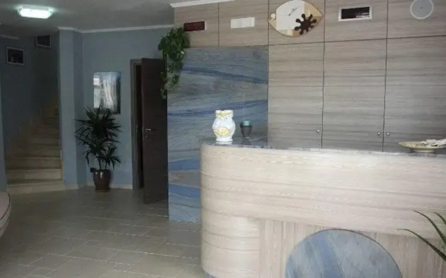 La Maison Rouge Resort