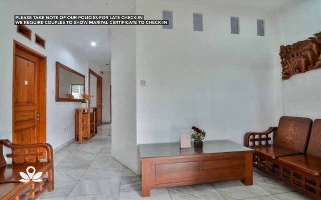 Guest House Aini I