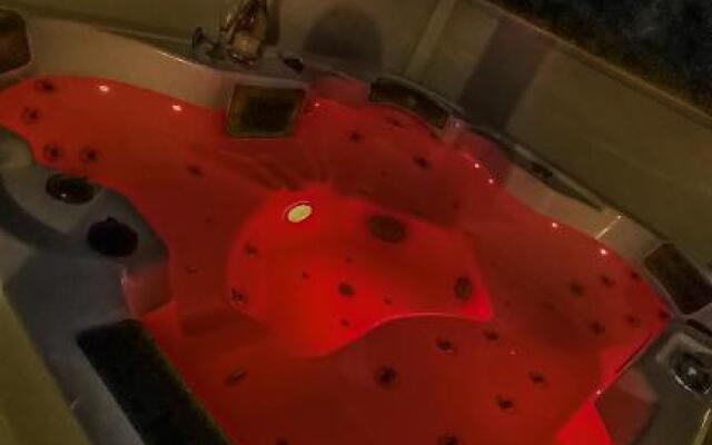 Borgo San Giovanni Luxury