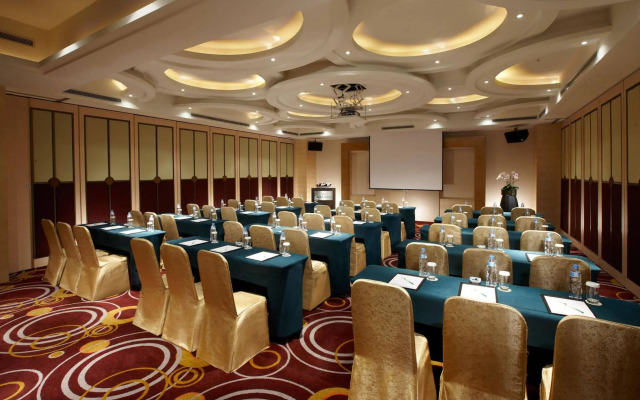 Evergreen Resort Hotel (Jiaosi)