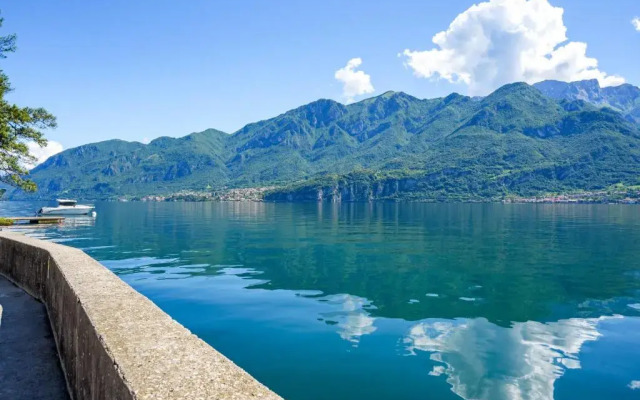 Casa Carla - cozy Apartment with garden -8 km to Bellagio!