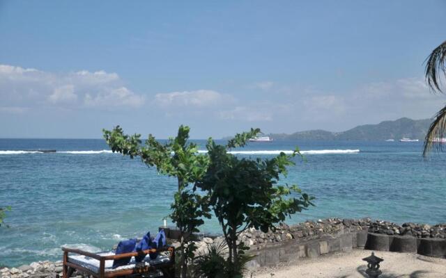 Crystal Beach Bali Hotel