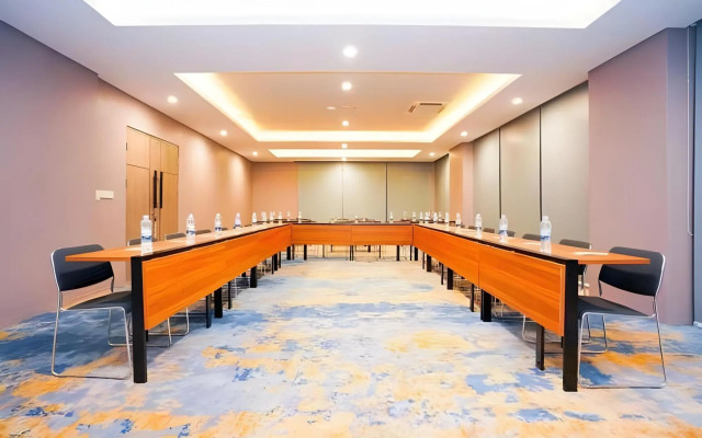 The Life Styles Hotel Surabaya