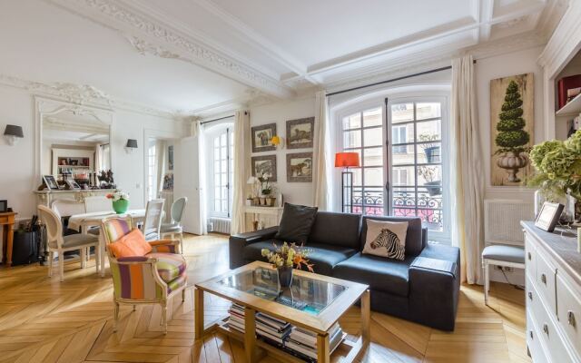 Family Stay Near Montparnasse