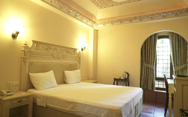 Sultanahmet Palace Hotel