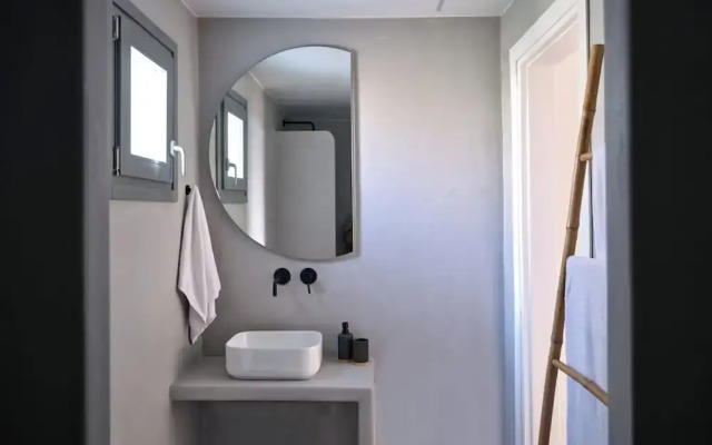 Parousia Luxury Apartments