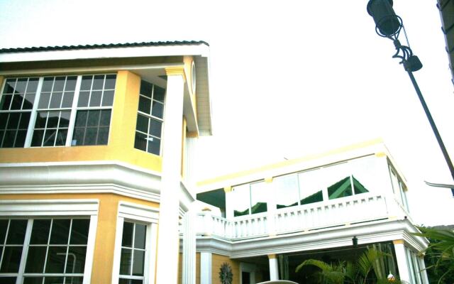 Fairview Guest House