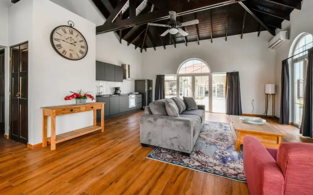 Picaron Villas in Santa Cruz