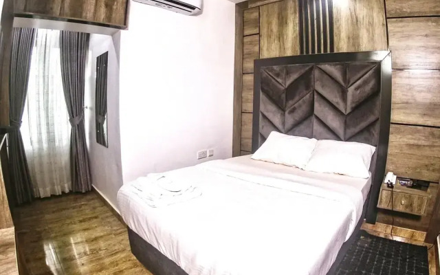 Swiss Executive Luxury Hotel
