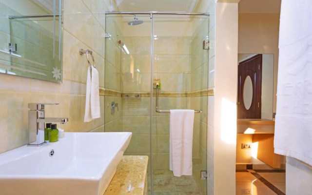 West Lerruat Hotel