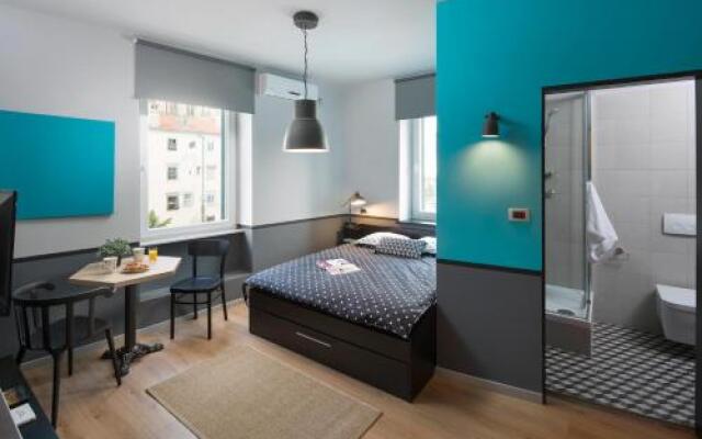 Studio Apartments River