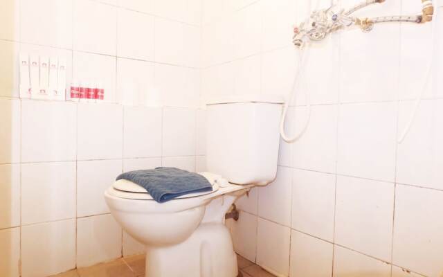 Kalibata Apartment With Sofa Bed Near Shopping Center