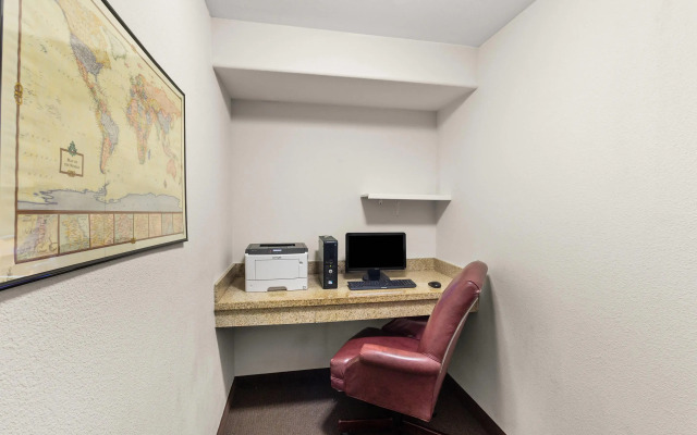 Sleep Inn & Suites Bush Intercontinental - IAH East