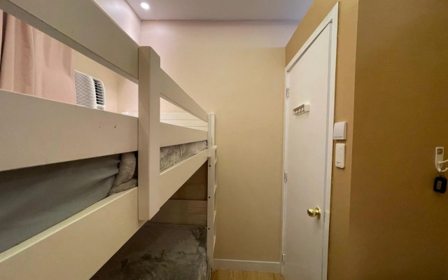 SMDC Trees Residences Tower 1 - 2BR Newly Renovated Staycation