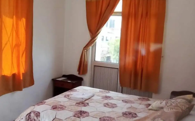 Hostal Almagro