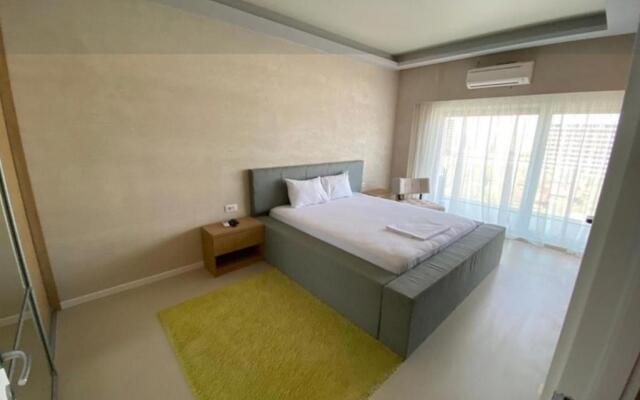 Apartament 708 White Tower