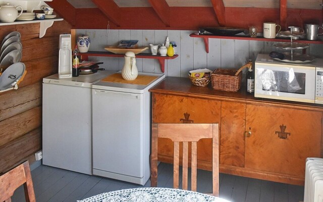 Vintage Charm by the Sea-by Traum