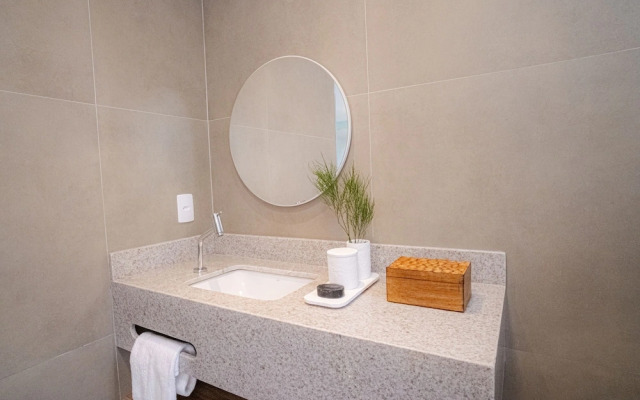 Sea View and Balcony With Bathtub PJ Family