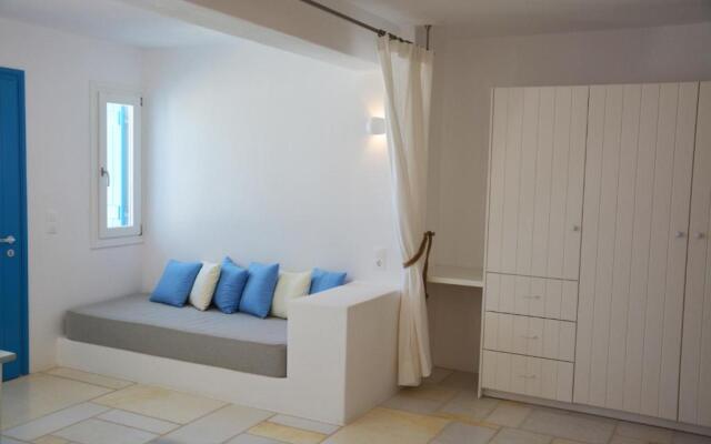 White Blue Houses & Apartments Paros