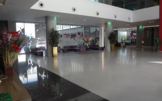 Ymca International Centre Hotel