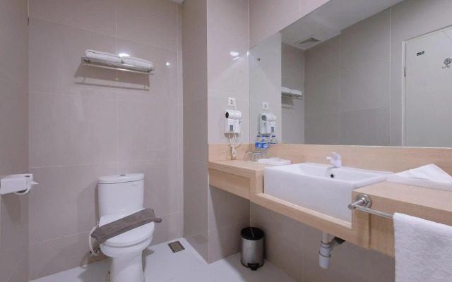 Premiere Hotel Tegal