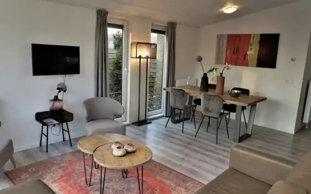 Chalet Near Veluwemeer With Garden Terrace