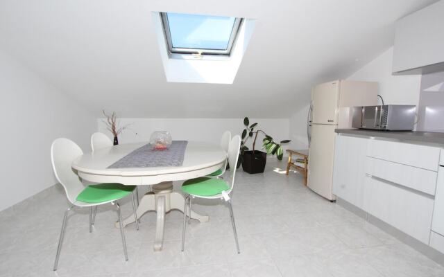 Rooms and Apartment Luana