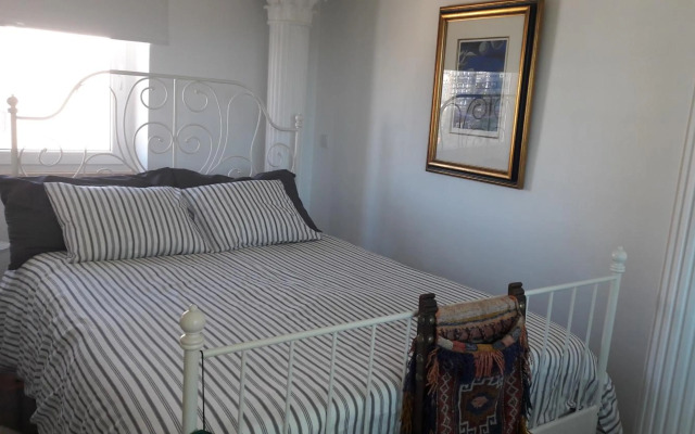 Sunrise Terrace Apartment